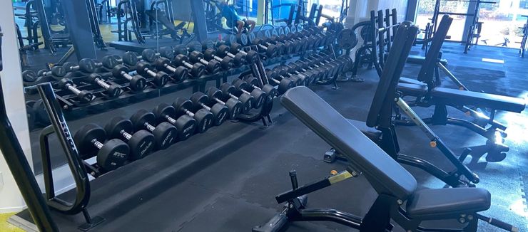 Fit Zone i Odense fitness i Odense træningsmaskiner